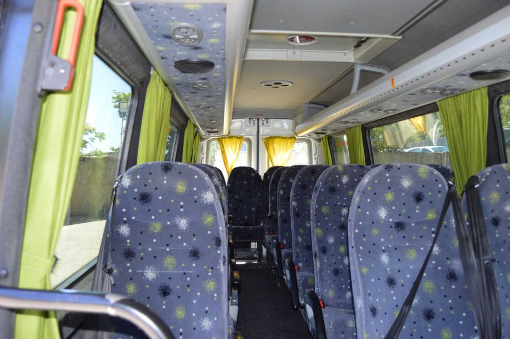 Minibus 19 lugares