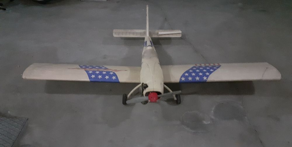 Avião Júpiter para aeromodelismo