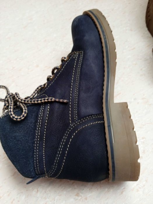 Granatowe trapery Lasocki buty za kostkę