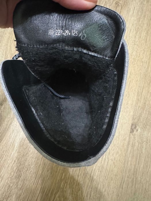 Продам жіночі черевики