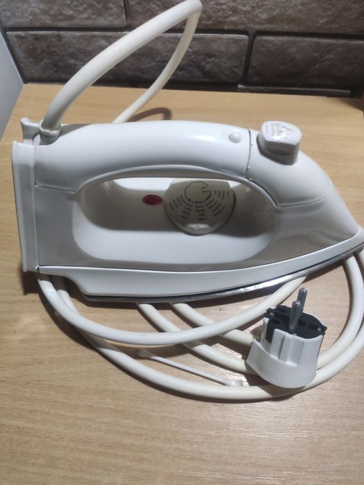 Утюг DOMOTEC ...