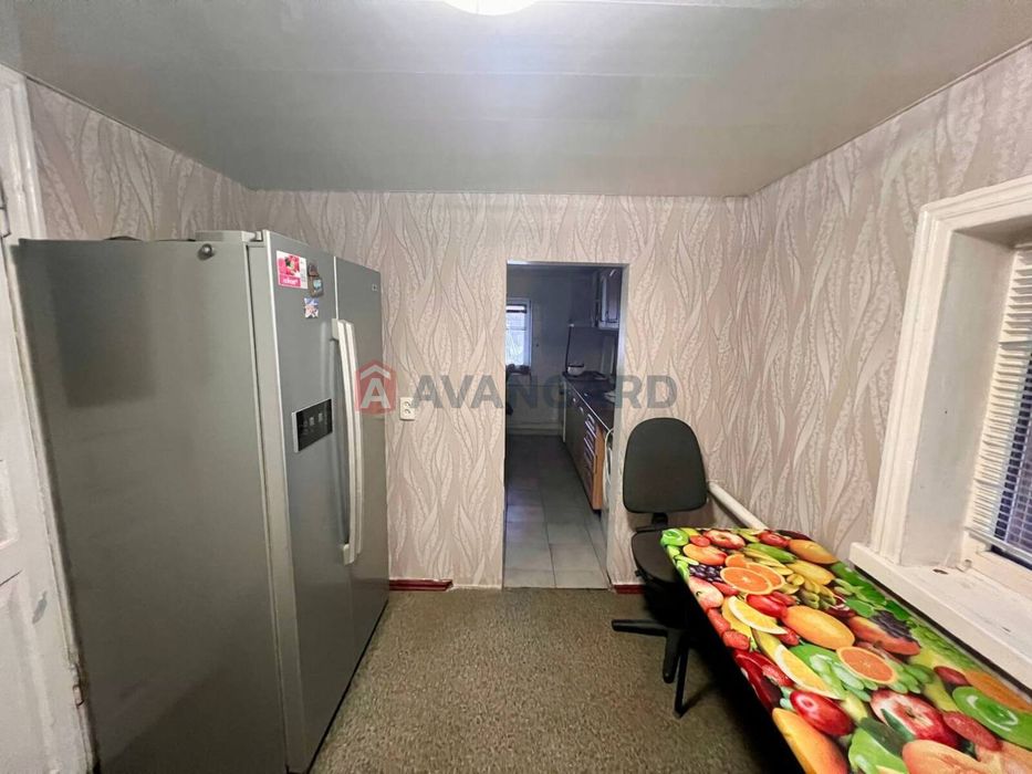 Здам доглянутий цегляний будинок у районі Казбет, вул. Василини.