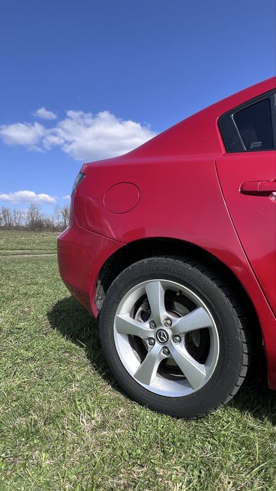 Продам авто Mazda 3