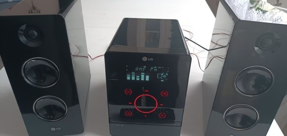 Mini wieża LG FA162 2x160 WATT