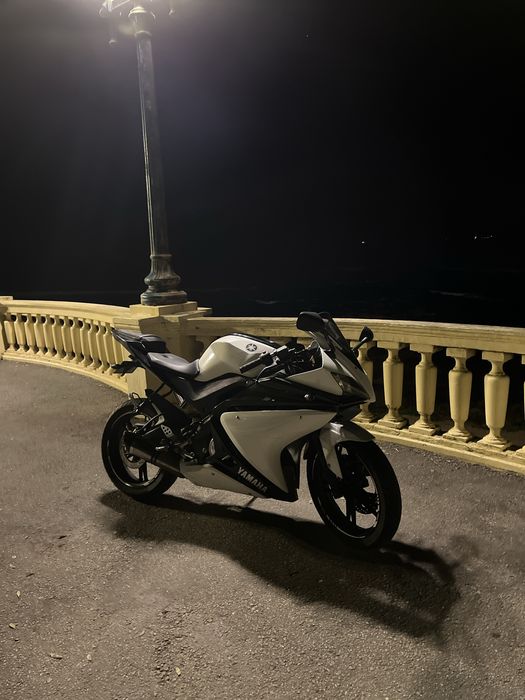 Yamaha yzf r 125 2013