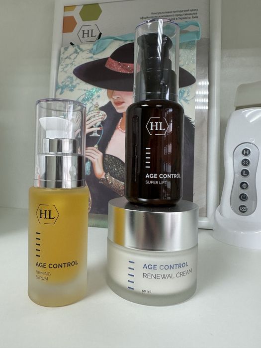 Продаж офіційної косметики бренду Holy land