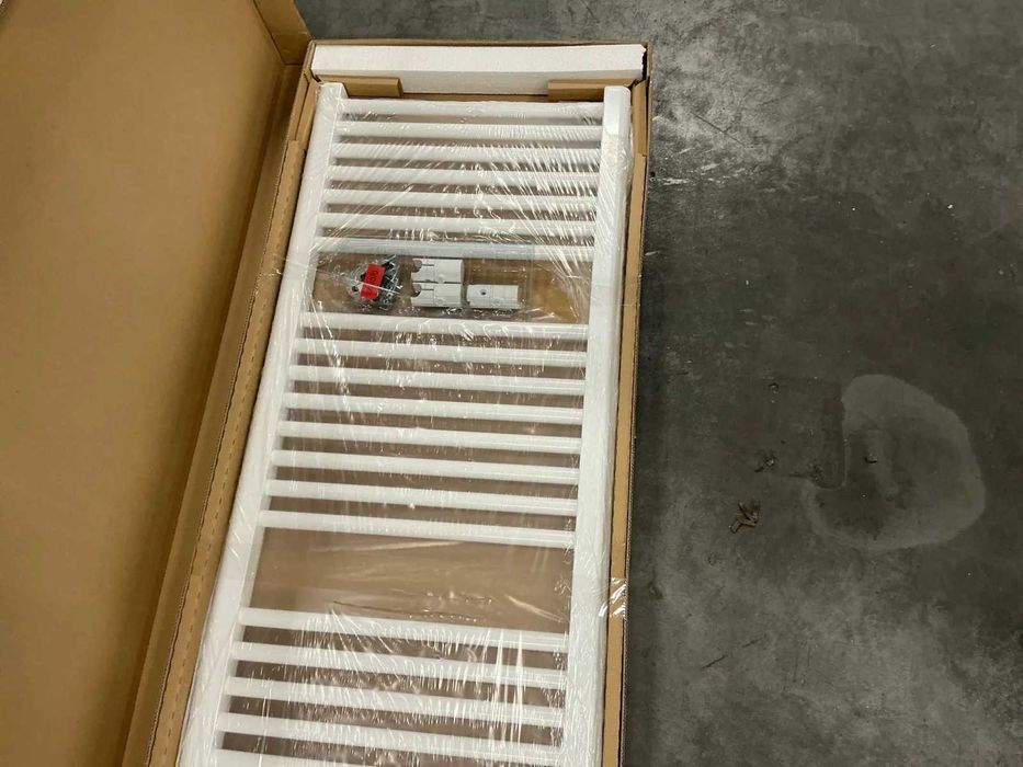 Radiador Elétrico Plieger Palermo EL 1702x500 mm – 700W | Novo