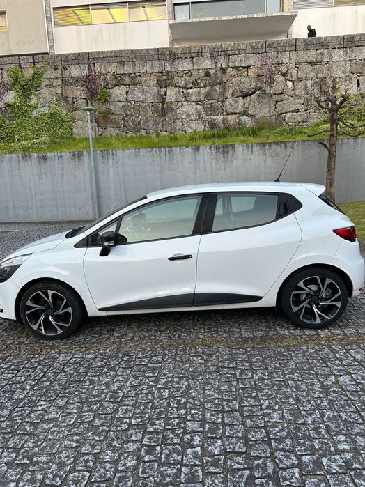 Renault Clio 2019 Diesel 7250€ so este fim de semana