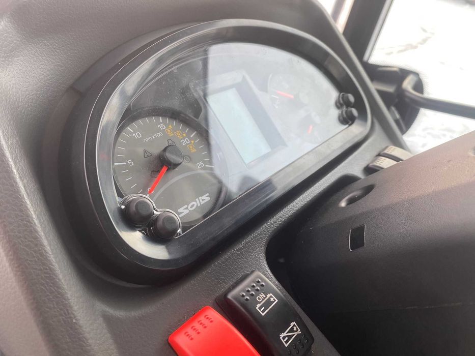 Ciągnik Rolniczy Solis S60 Limited Edition Black 58KM Kabina Klima AWD