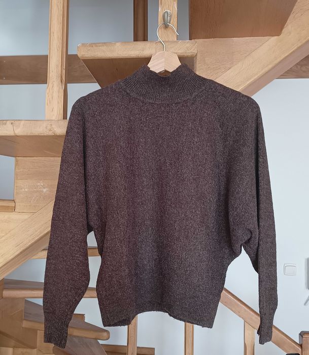 Miły brązowy sweter z wełną - H&M, S