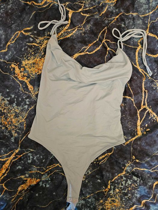 Body biale,czarne, blekitne, bershka,  rozm. S/M