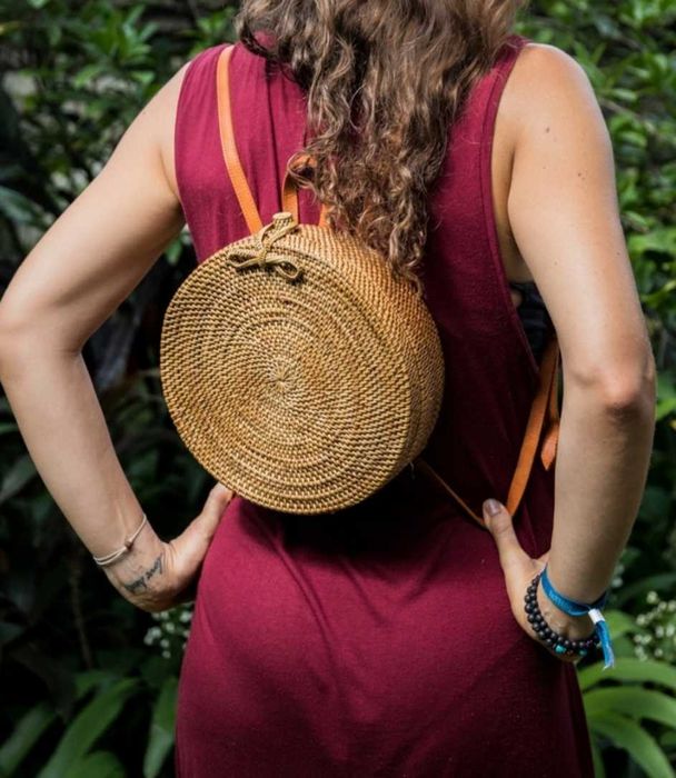 Bali rattanowy plecak okrągły paski z naturalnej skóry nowy bez wad