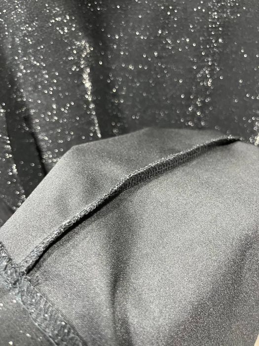 вечірня чорна сукня