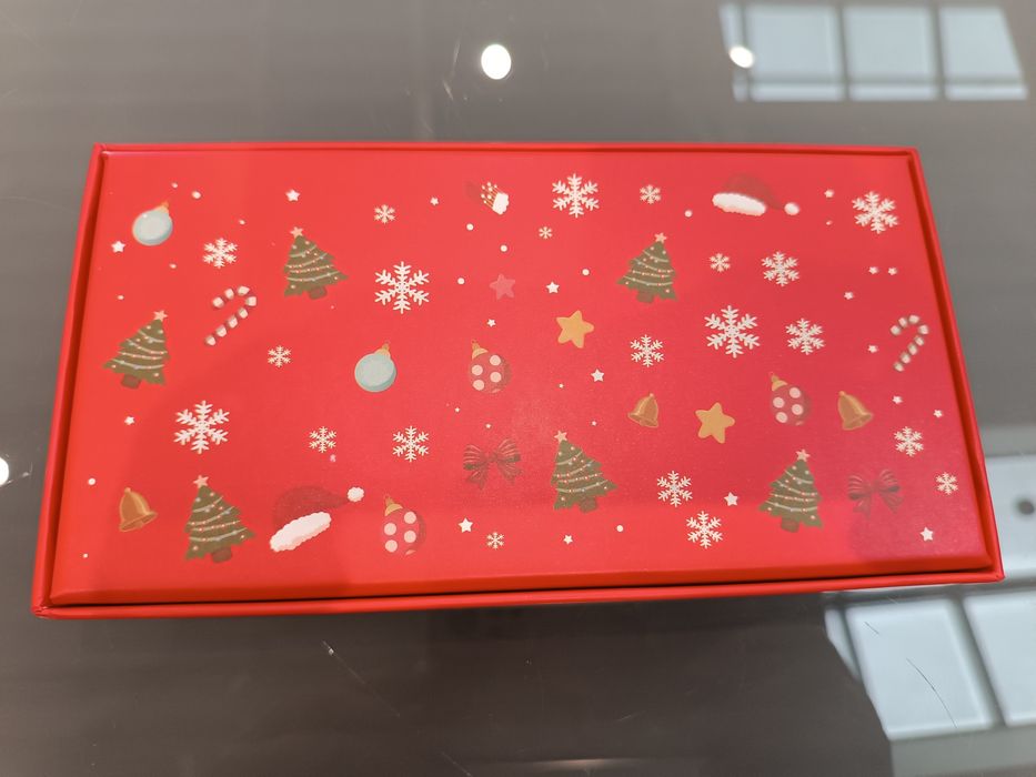 zestaw świąteczny 4 perfumetki damskie i męskie yara