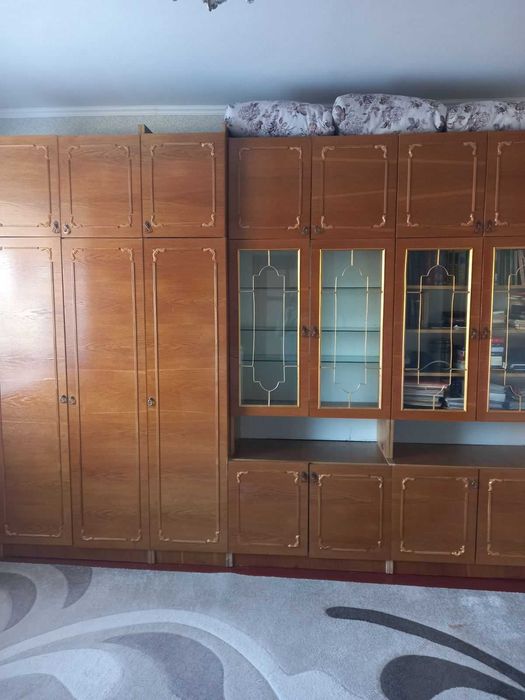 Стінка у вітальню.