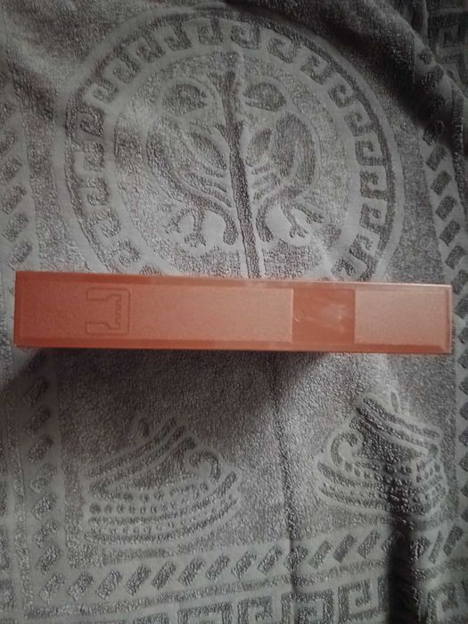 Пластиковий бокс коробка під журнали та інше.