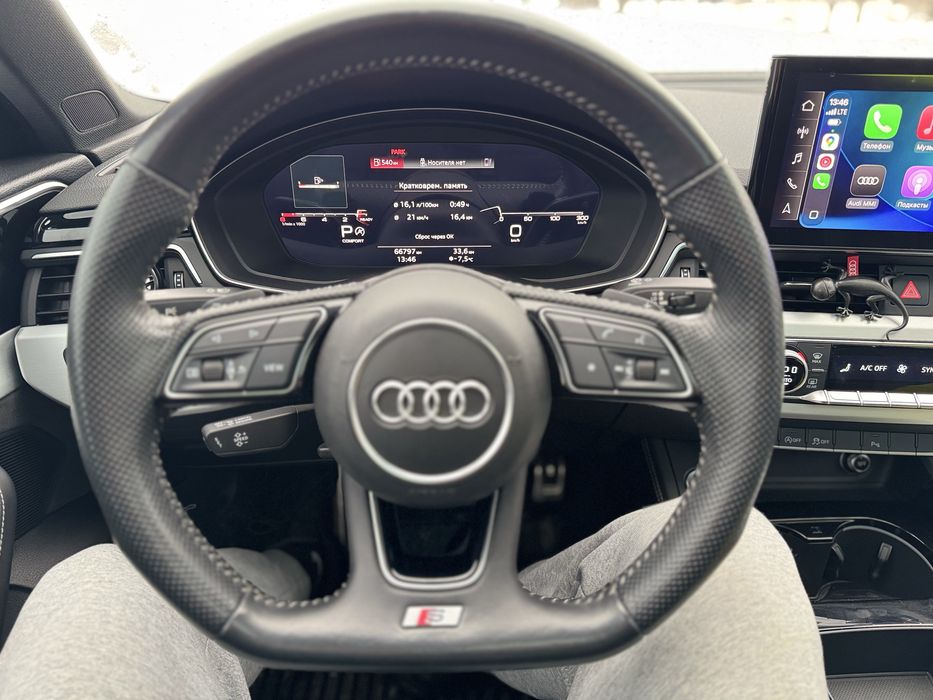 Audi A4, Premium Plus 45 TFSI QUATTRO
