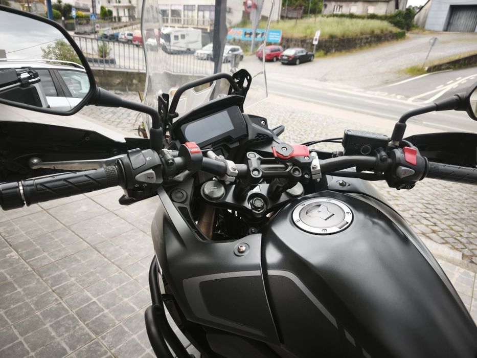 Honda CB 500X como nova