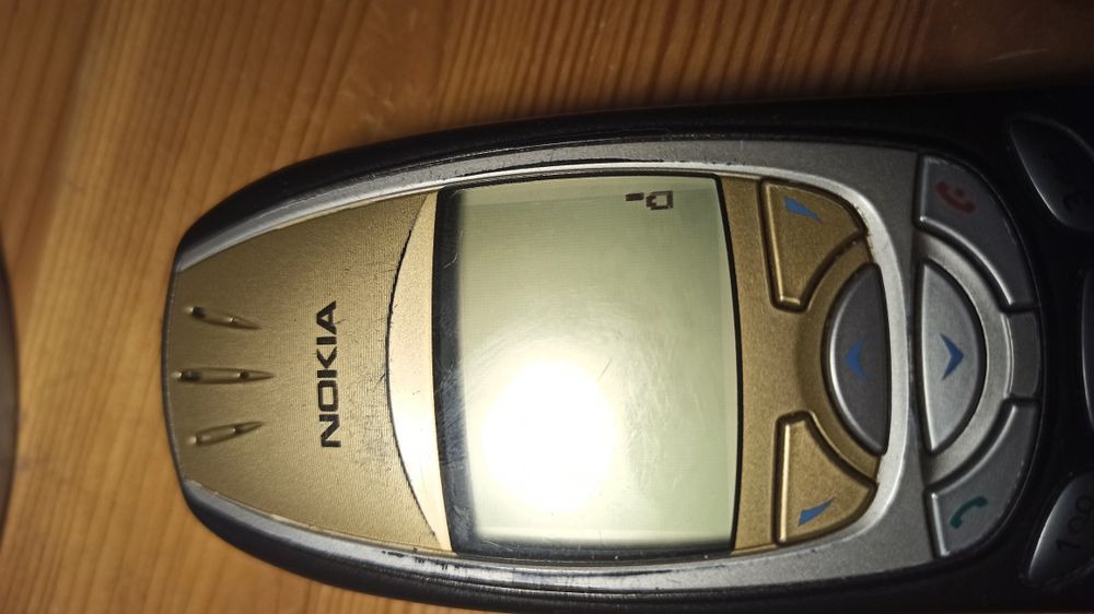 Telefon Nokia 6310