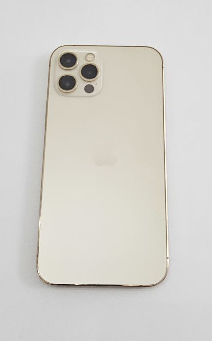 Iphone 12 Pro Dourado