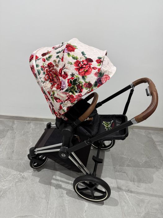 Wózek spacerówka Cybex Priam 2.0 Blossom Light