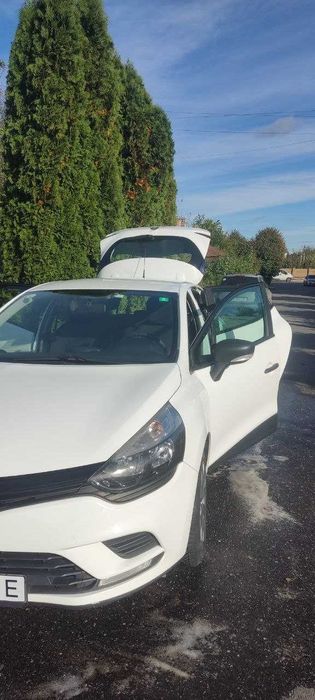 Автомобіль Рено Кліо