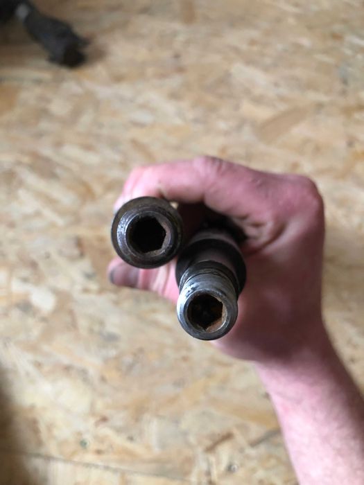 комплект стiйок амортизатори