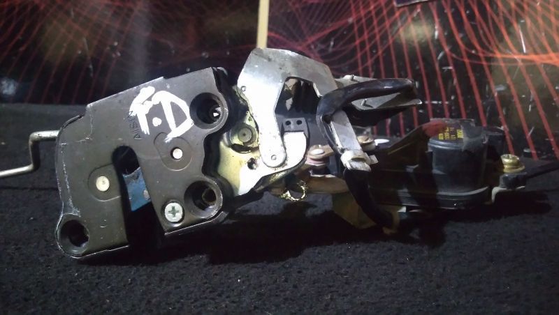 Fecho Da Porta Frente Dto Suzuki Vitara (Et, Ta, Td)