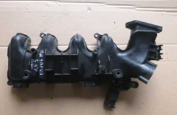 Kolektor. ssący FORD FOCUS MK2 1.6 TDCI