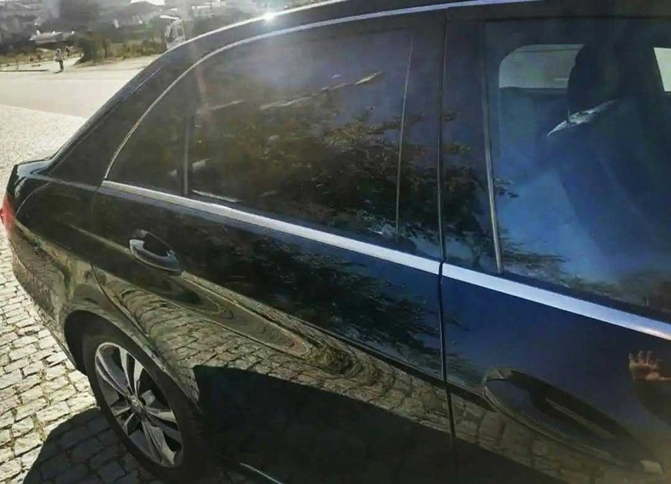 Mercedes E250 bluetech avantgard night edition diesel Nacional de 2015 — photo 4