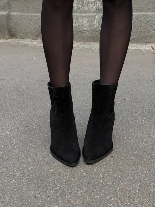 Козаки на каблуку