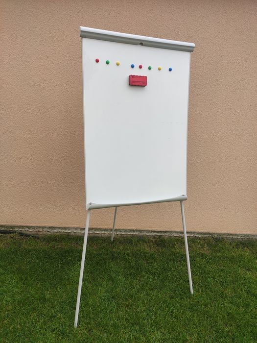 Tablica magnetyczna suchościeralna Flipchart na trójnogu + magnesy i gąbka