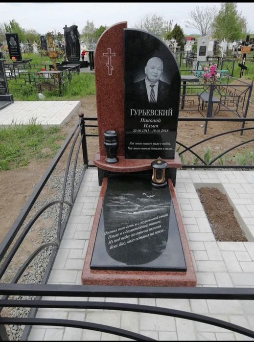 ПАМЯТНИКИ гранитные