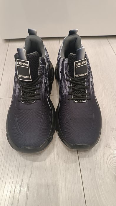 Nowe buty r.42 długość wkładki 26.5