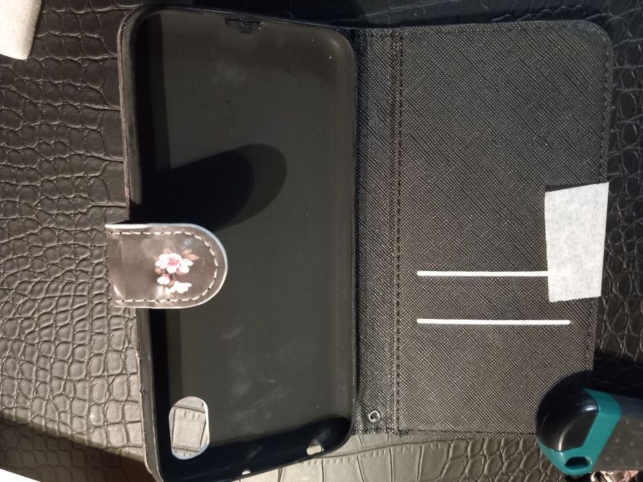 Etui z klapką do Huawei Y5 2019 wielokolorowy EFEKT 3D