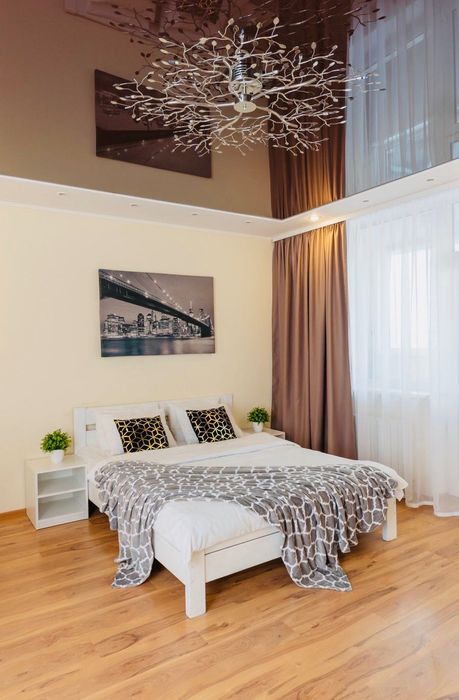 Подобово БУДИНОК НА ГЕНЕРАТОРІ. Ліфти вода цілодобово.