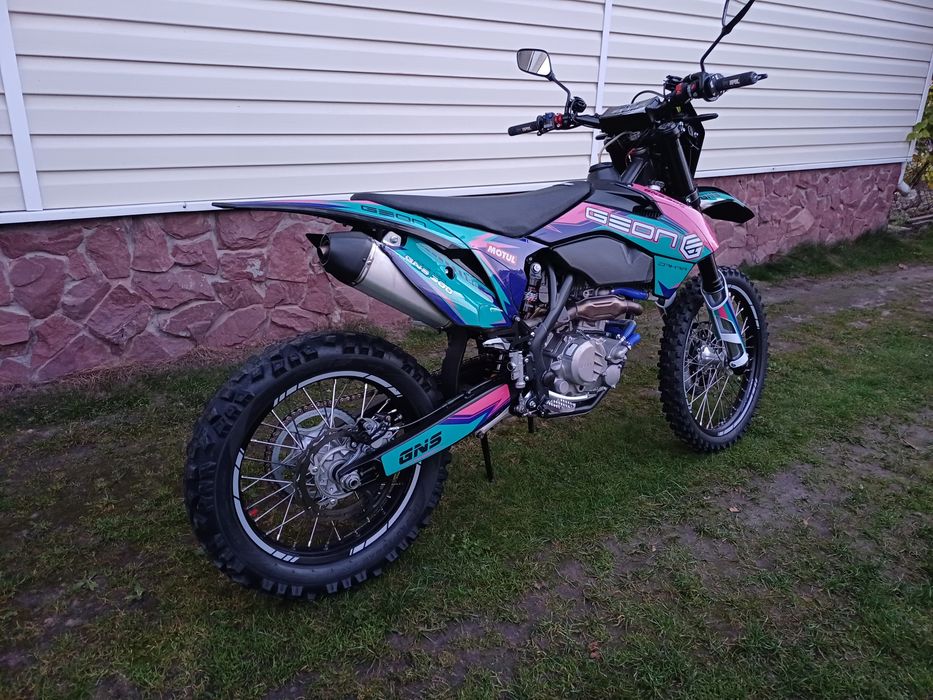 Geon Dakar GNS 300