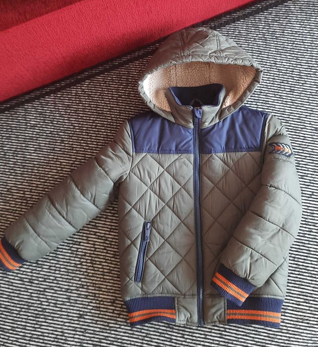 Куртка зимова на 4-6р., 122 см