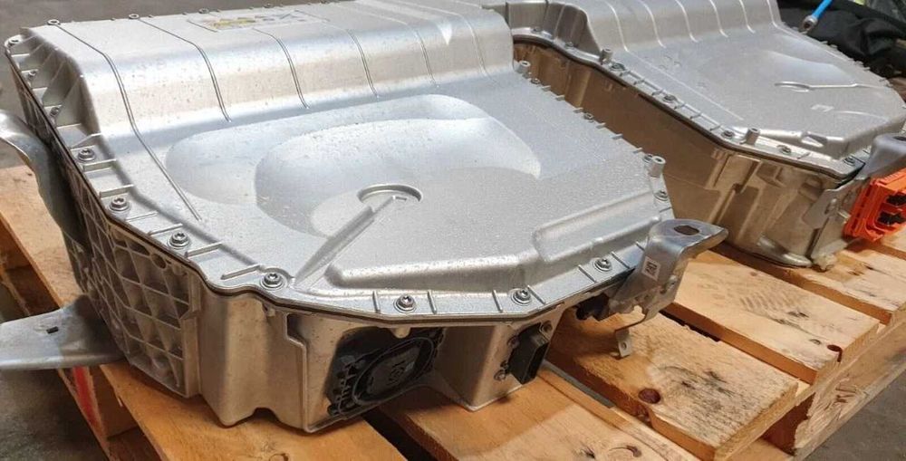 bateria bmw 5 serie 2017 (g30g31)
