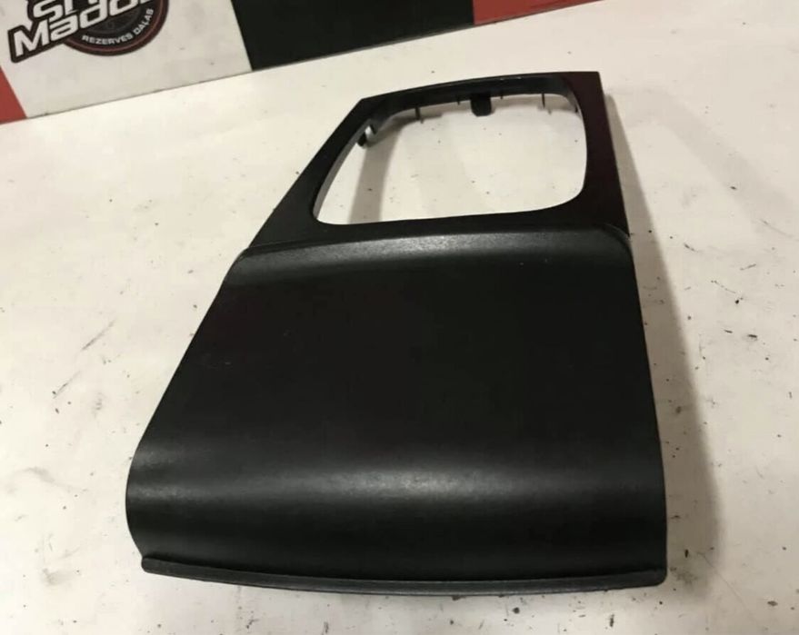 Cinzeiro Skoda Fabia