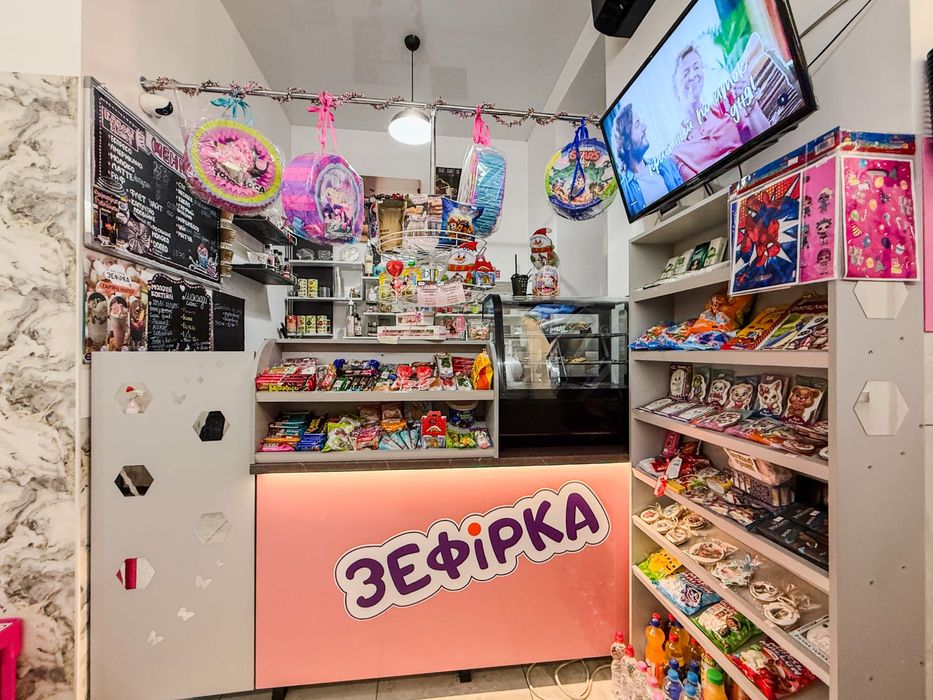 Готова фасадна кав’ярня-інвестиція, яка приносить дохід з першого дня