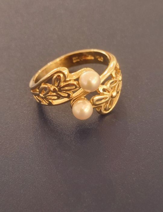 Anel com pérolas - Majorica - Banho de ouro