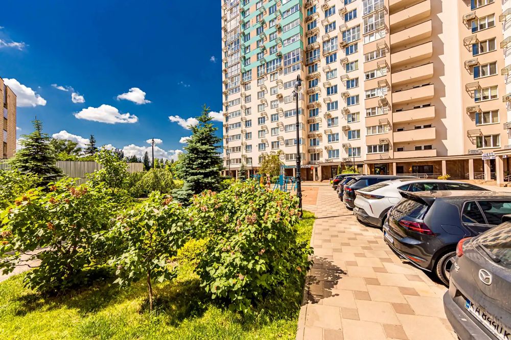 Продаж 2 кімнатної квартири ЖК Теремки Академіка Заболотного Глушкова Іподром ВДНГ Феофанія Голосіївський район