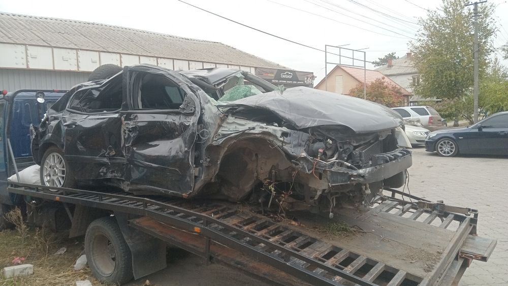 Продам евакуатор FAW 1032