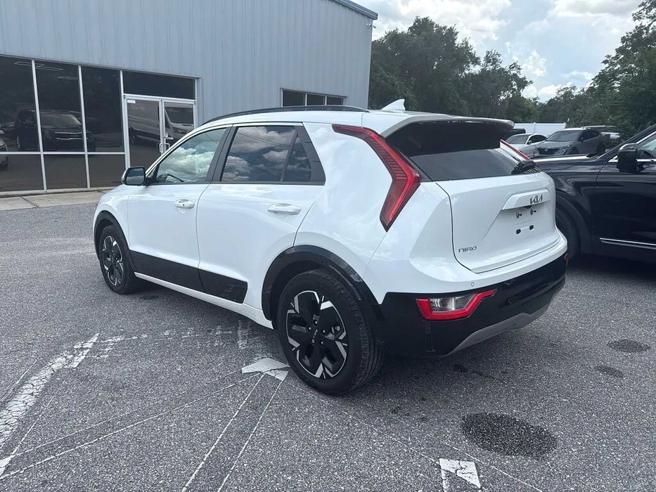 Kia Niro EV Wind      2023