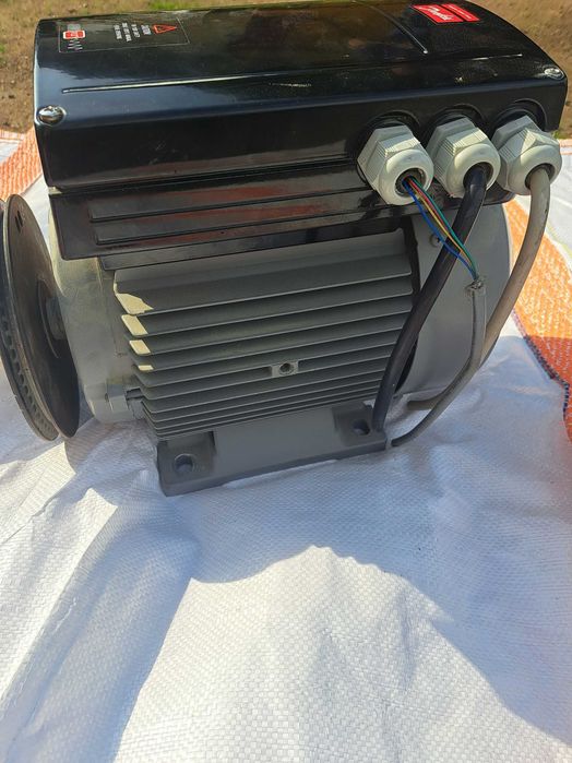 Silnik elektryczny 2,20 KW z falownikiem Danfoss