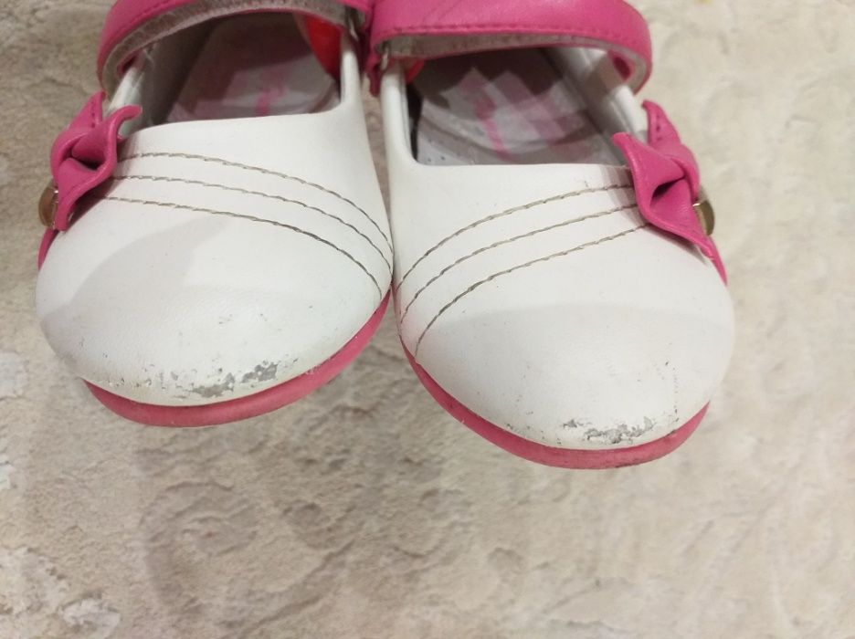 Туфли детские на девочку