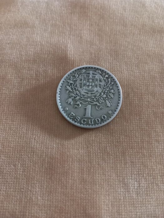 Moeda de 1 escudo de 1957
