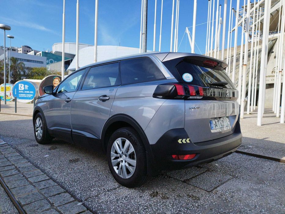 Peugeot 5008 1.6 BlueHDi Business Excutive