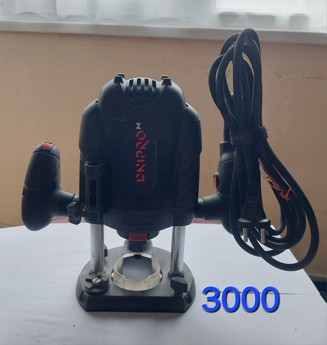 Продам лобзик BOSH